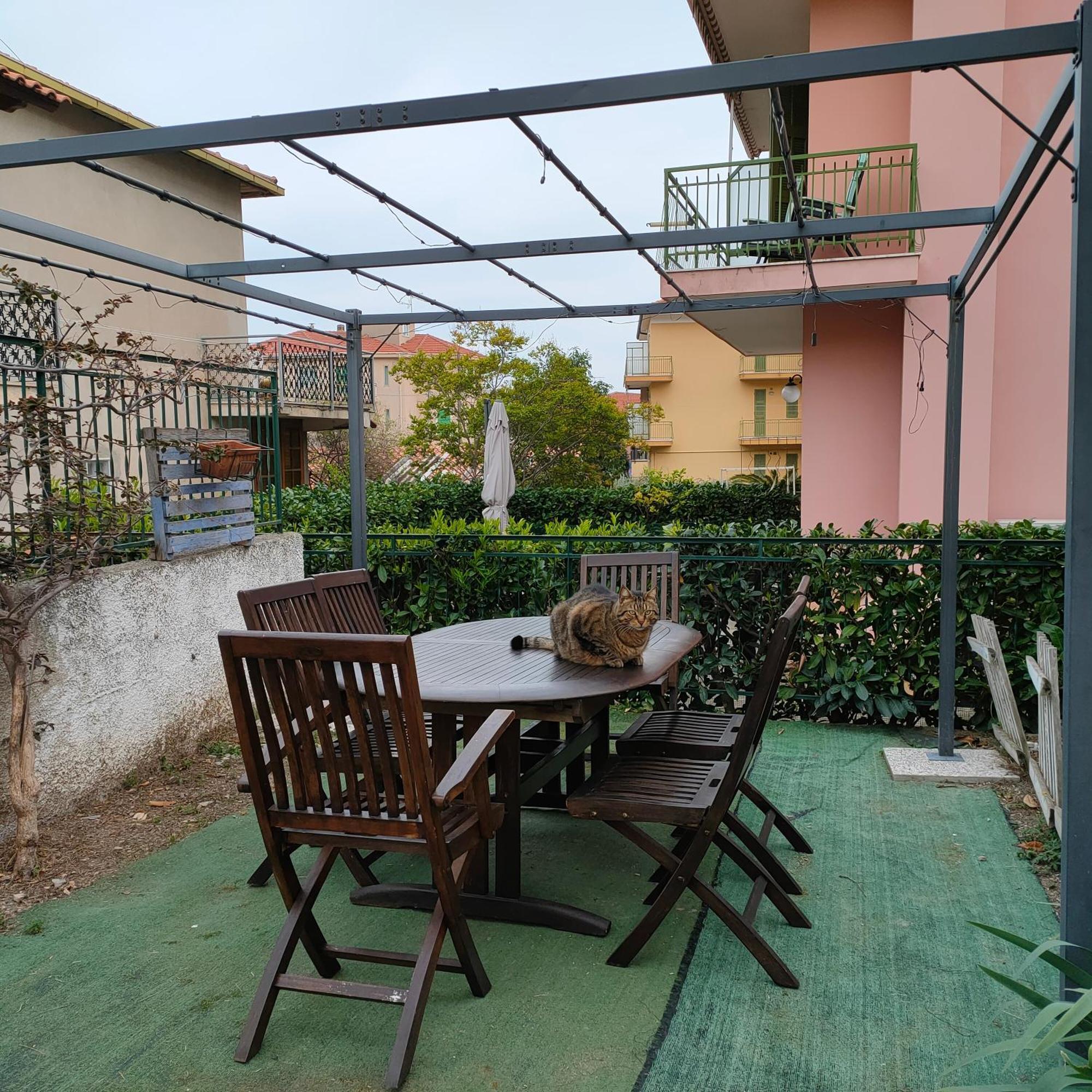 La Casa Di Cri Al Mare Due Villa Borgio Verezzi Exteriör bild